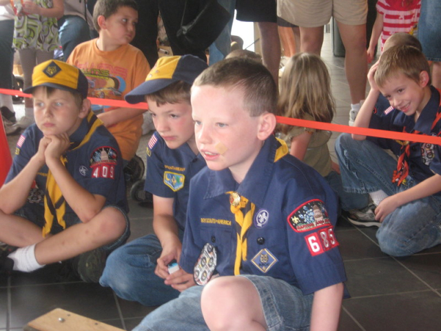 2010-Pack409-Blue-n-Gold - 189.jpg